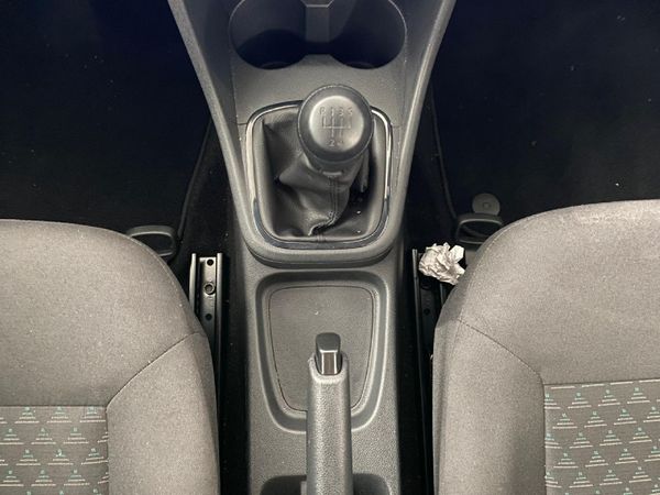 2025-Volkswagen-Polo-Vivo-14 image:16
