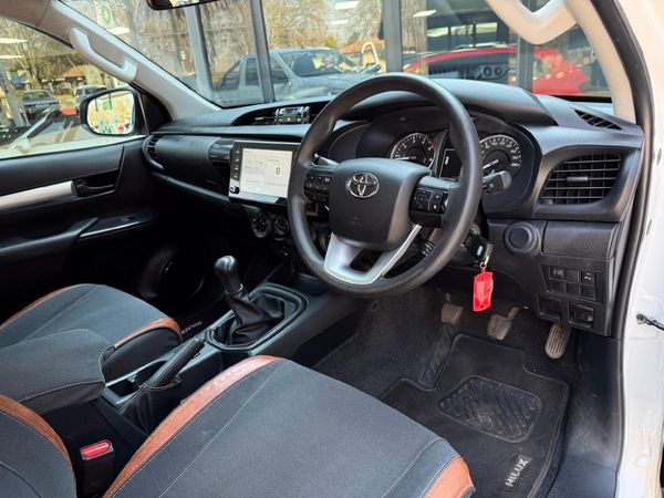 2023-Toyota-Hilux-24-GD-6-Raider-4x4-Single-Cab image:6