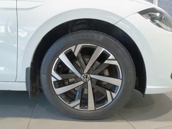 2023-Volkswagen-Polo-10-TSI-Life image:1