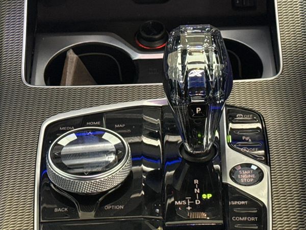 2021-BMW-X5-xDrive30d-M-Sport image:10