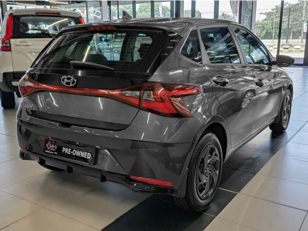 2023-Hyundai-i20-14-Motion-Auto image:2
