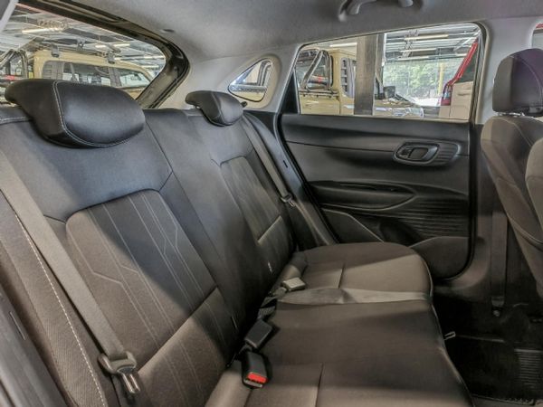 2023-Hyundai-i20-14-Motion-Auto image:8