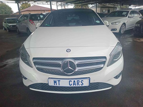 2016-Mercedes-Benz-A-Class-A-200d-Style-Auto image:4