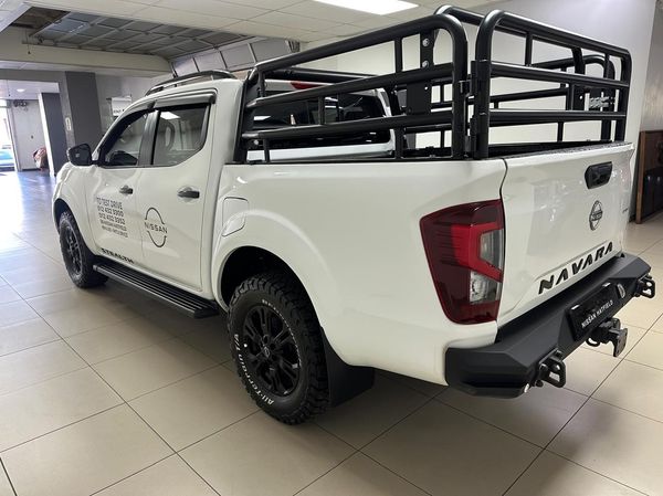 2025-Nissan-Navara-25DDTi-Stealth-Auto image:4