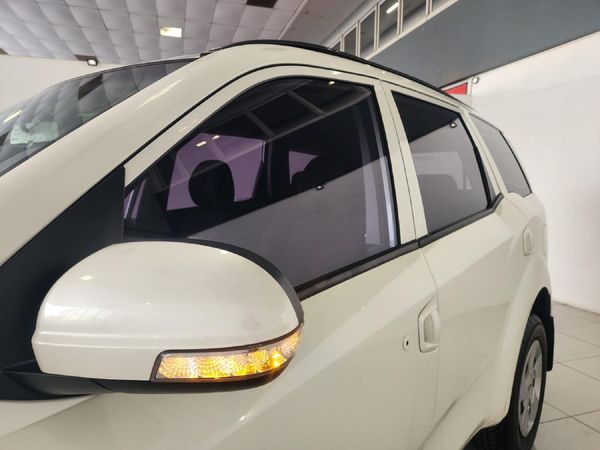 2020-Mahindra-XUV-500-22D-mHawk-7-seat-W4 image:5