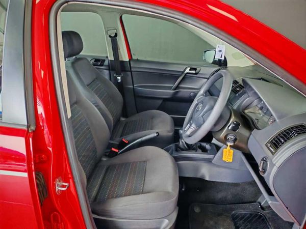2017-Volkswagen-Polo-Vivo-CitiVivo-14-5-dr image:7