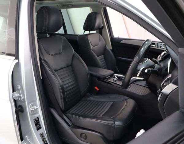 2017-Mercedes-Benz-GLE-350d-4Matic image:14