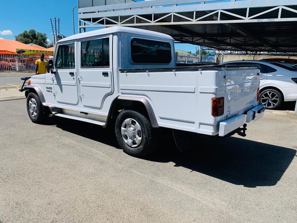 2022-Mahindra-Bolero-NEF-4x4-Double-Cab image:11