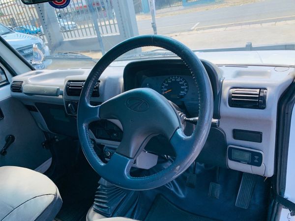 2022-Mahindra-Bolero-NEF-4x4-Double-Cab image:14
