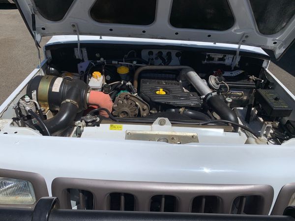 2022-Mahindra-Bolero-NEF-4x4-Double-Cab image:3