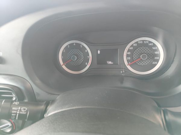 2025-Hyundai-Grand-i10-12-Fluid-Auto image:18