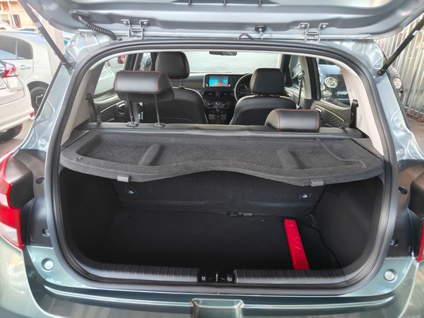 2025-Hyundai-Grand-i10-12-Fluid-Auto image:8