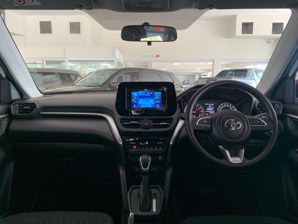 2026-Toyota-Urban-Cruiser-15-XR-Auto image:5