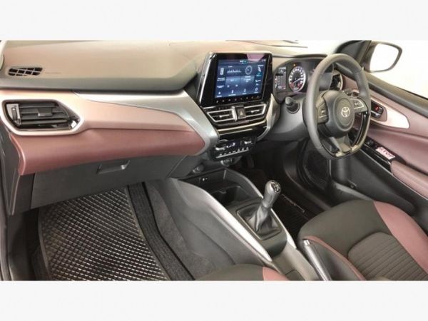 2026-Toyota-Starlet-Cross-15XR image:9