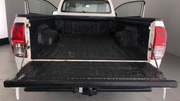 2018-Toyota-Hilux-20-VVTi-Single-Cab image:9
