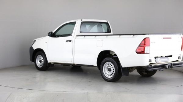 2018-Toyota-Hilux-20-VVTi-Single-Cab image:4
