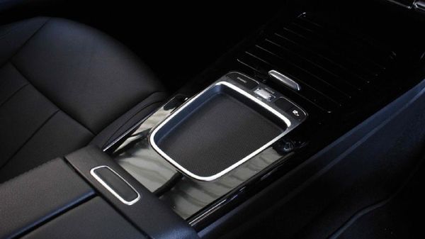 2025-Mercedes-Benz-A-Class-A-200-Auto image:12