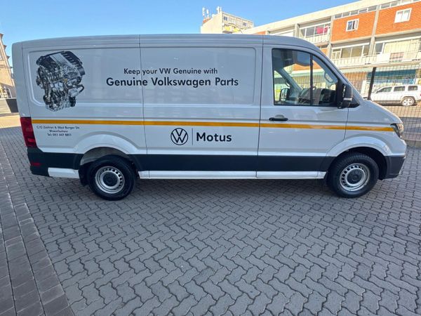 2026-Volkswagen-Crafter-35-20-TDI-MWB-Auto-Panel-Van image:7
