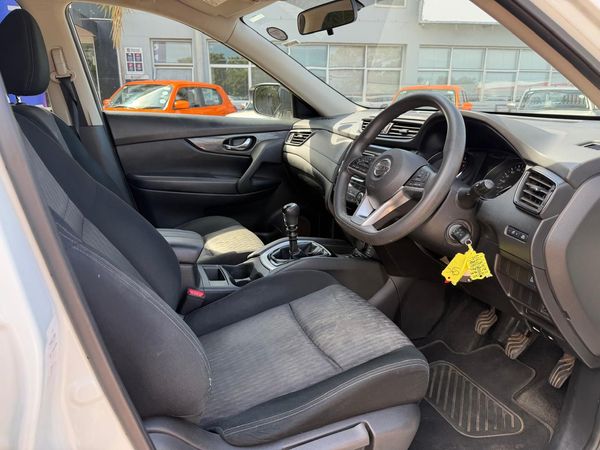 2020-Nissan-X-Trail-20-Visia image:14