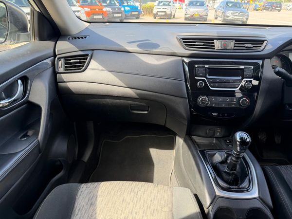 2020-Nissan-X-Trail-20-Visia image:24