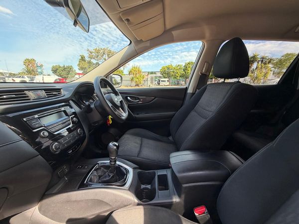 2020-Nissan-X-Trail-20-Visia image:28