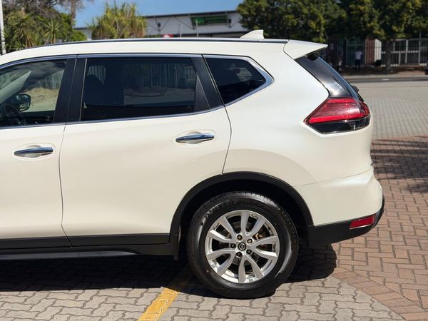2020-Nissan-X-Trail-20-Visia image:5