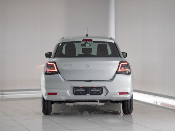 2026-Suzuki-Swift-12-GL image:5