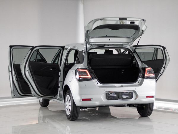 2026-Suzuki-Swift-12-GL image:7