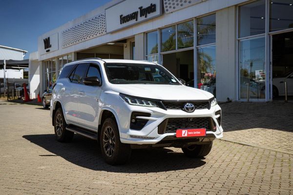 2025-Toyota-Fortuner-28GD-6-4x4-GR-S-Auto image:15