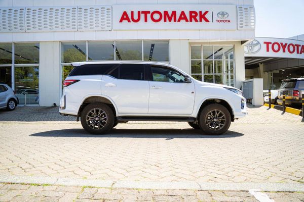 2025-Toyota-Fortuner-28GD-6-4x4-GR-S-Auto image:16