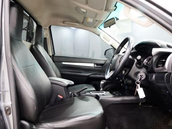 2021-Toyota-Hilux-28-GD-6-Raised-Body-Raider-Auto-Single-Cab image:13