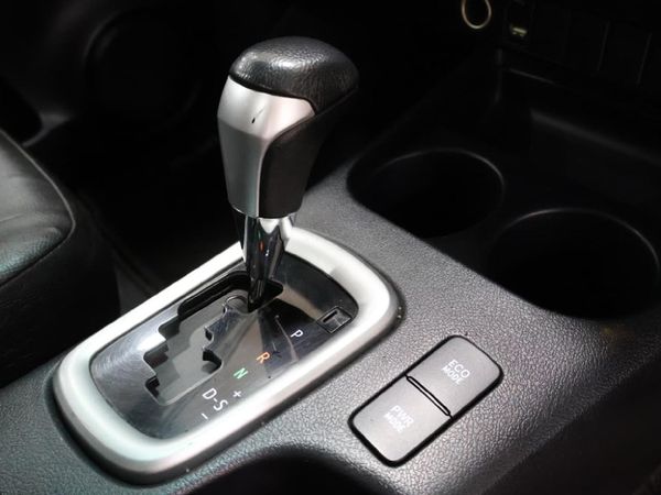 2021-Toyota-Hilux-28-GD-6-Raised-Body-Raider-Auto-Single-Cab image:8