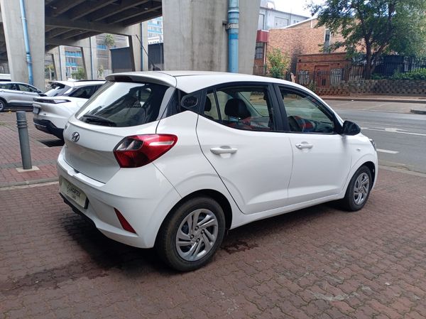 2021-Hyundai-Grand-i10-125-Fluid image:5