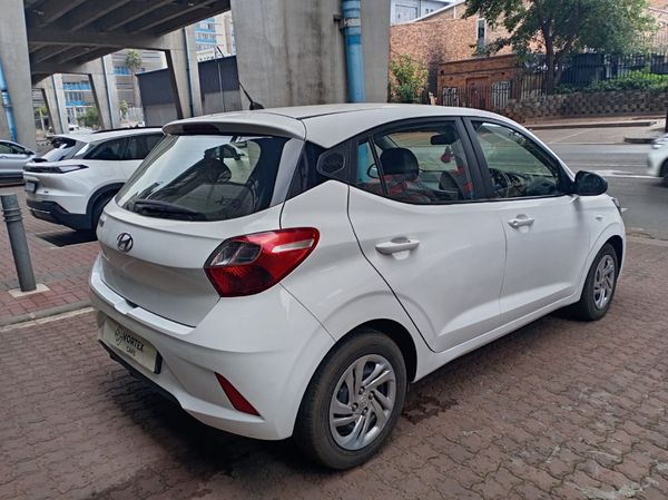 2021-Hyundai-Grand-i10-125-Fluid image:6