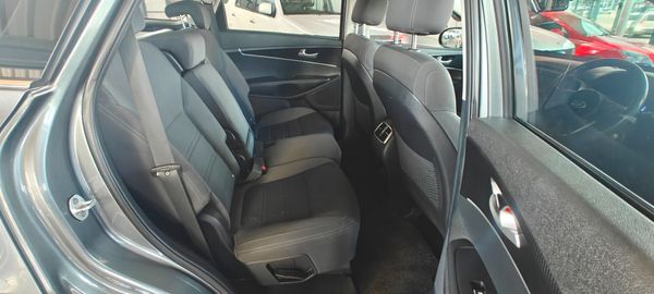 2017-Kia-Sorento-24-LS image:6