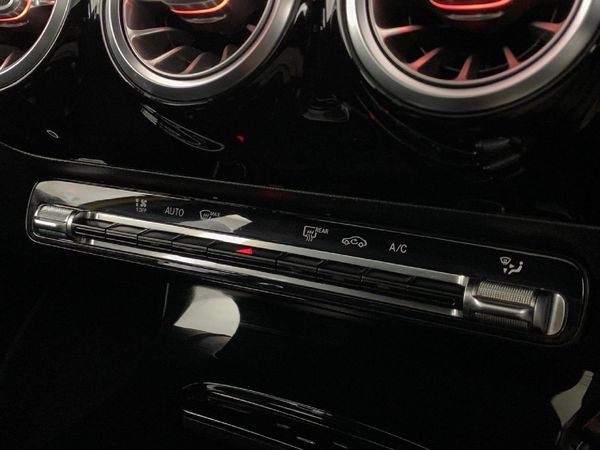 2020-Mercedes-Benz-A-Class-A-250-AMG-Auto image:11