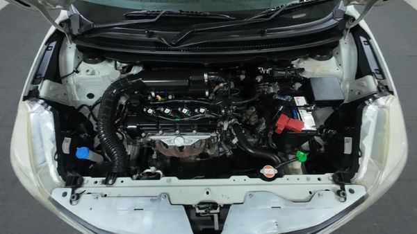 2019-Suzuki-Baleno-14-GL image:15