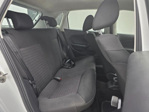 2021-Volkswagen-Polo-Vivo-14-Trendline-5-dr image:10