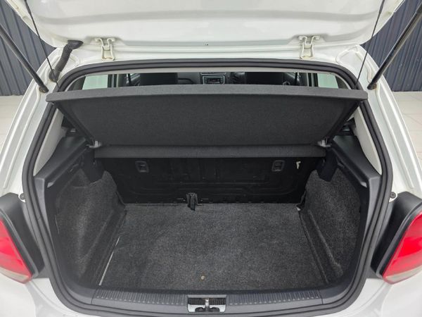 2021-Volkswagen-Polo-Vivo-14-Trendline-5-dr image:16