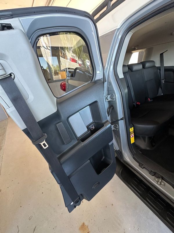 2019-Toyota-FJ-Cruiser-40-V6 image:15