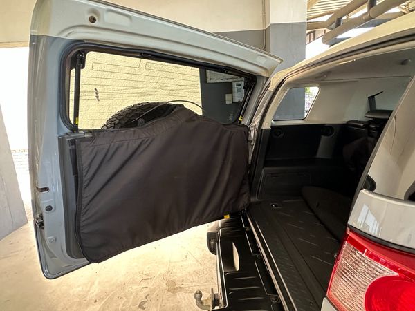 2019-Toyota-FJ-Cruiser-40-V6 image:5