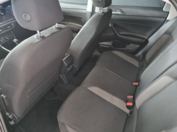 2025-Volkswagen-Polo-10-TSI-Life-Auto-DSG image:8