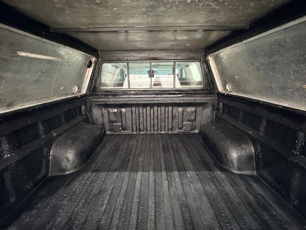 2013-Toyota-Hilux-30-D-4D-Raider-Raised-Body-Double-Cab image:12