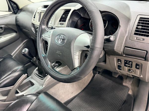 2013-Toyota-Hilux-30-D-4D-Raider-Raised-Body-Double-Cab image:7