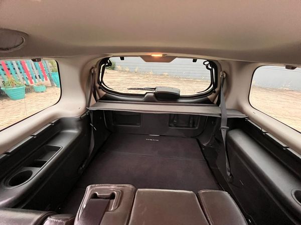 2013-Nissan-Pathfinder-40-V6-LE-Auto image:16