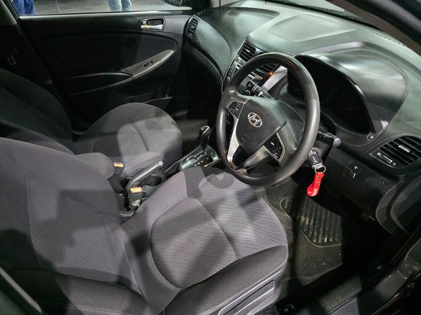 2016-Hyundai-Accent-16-Fluid-Auto-5-dr image:6