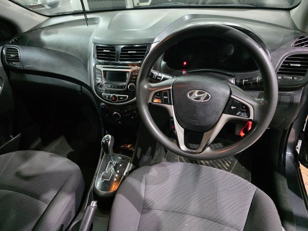 2016-Hyundai-Accent-16-Fluid-Auto-5-dr image:7