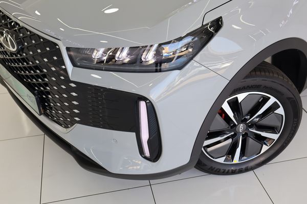 2026-Chery-Tiggo-Cross-Tiggo-Cross-15-HEV-Comfort-DHT-Hybrid image:1