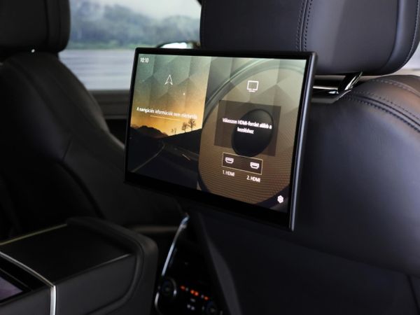 2023-Land-Rover-Range-Rover-44-First-Edition image:14