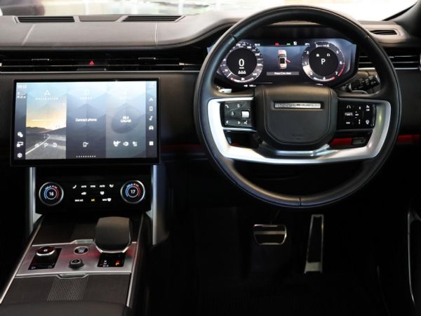 2023-Land-Rover-Range-Rover-44-First-Edition image:17